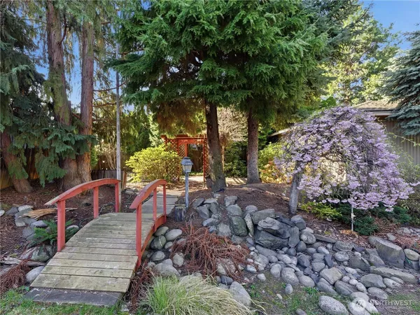 $581,700 | 1319 First Street, Wenatchee, WA 98801