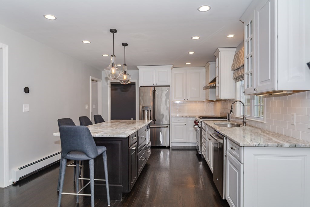 5 Riding Club Road Danvers, MA 01923 - Photo 4 of 39 Gallery Image 4