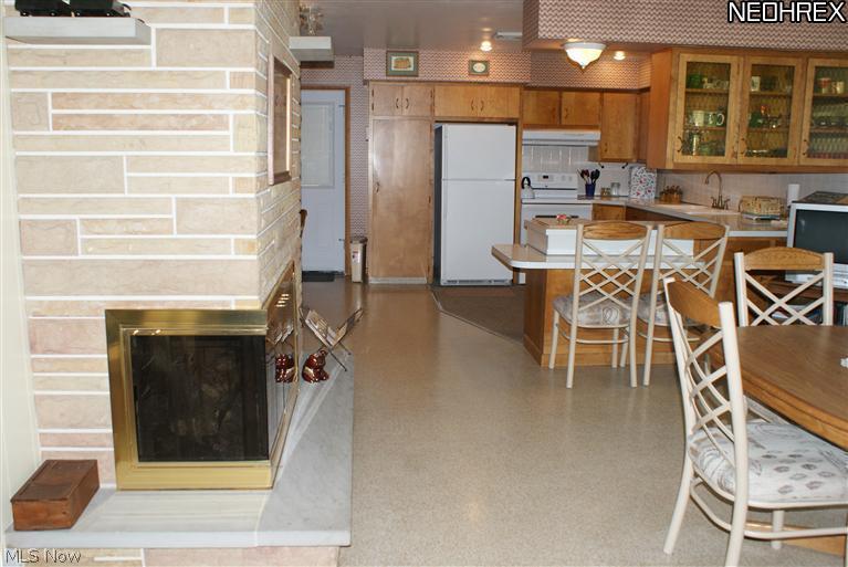 275 South Raccoon Road Youngstown, OH 44515 - Photo 6 of 24 Gallery Image 6