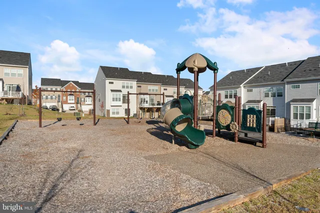 $3,700 | 15258 Ballerina Loop, Woodbridge, VA 22193