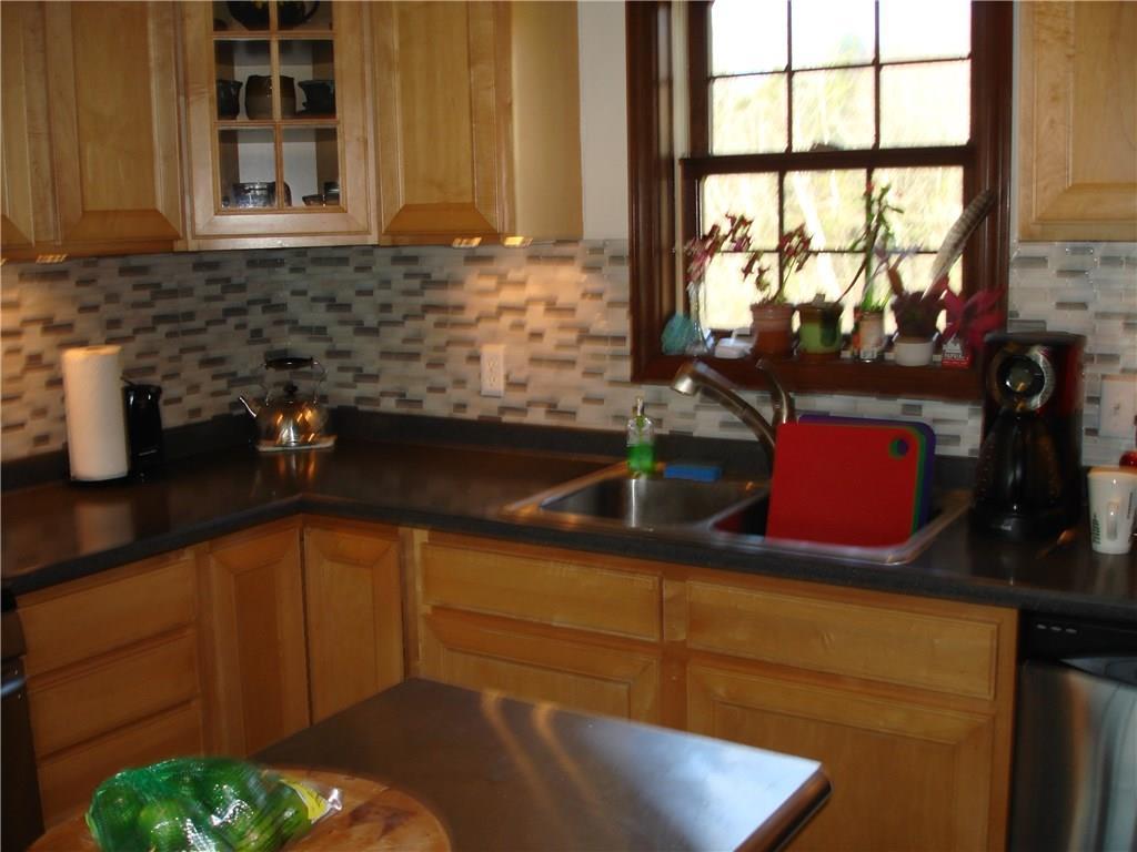 490 Chapel Road Waldoboro, ME 04572 - Photo 4 of 11 Photo