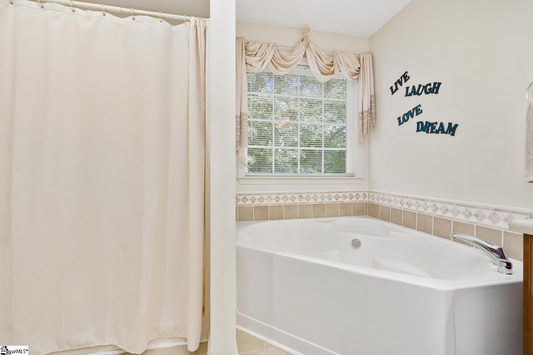 205 Gold Thread Way Taylors, SC 29687 - Photo 16 of 30