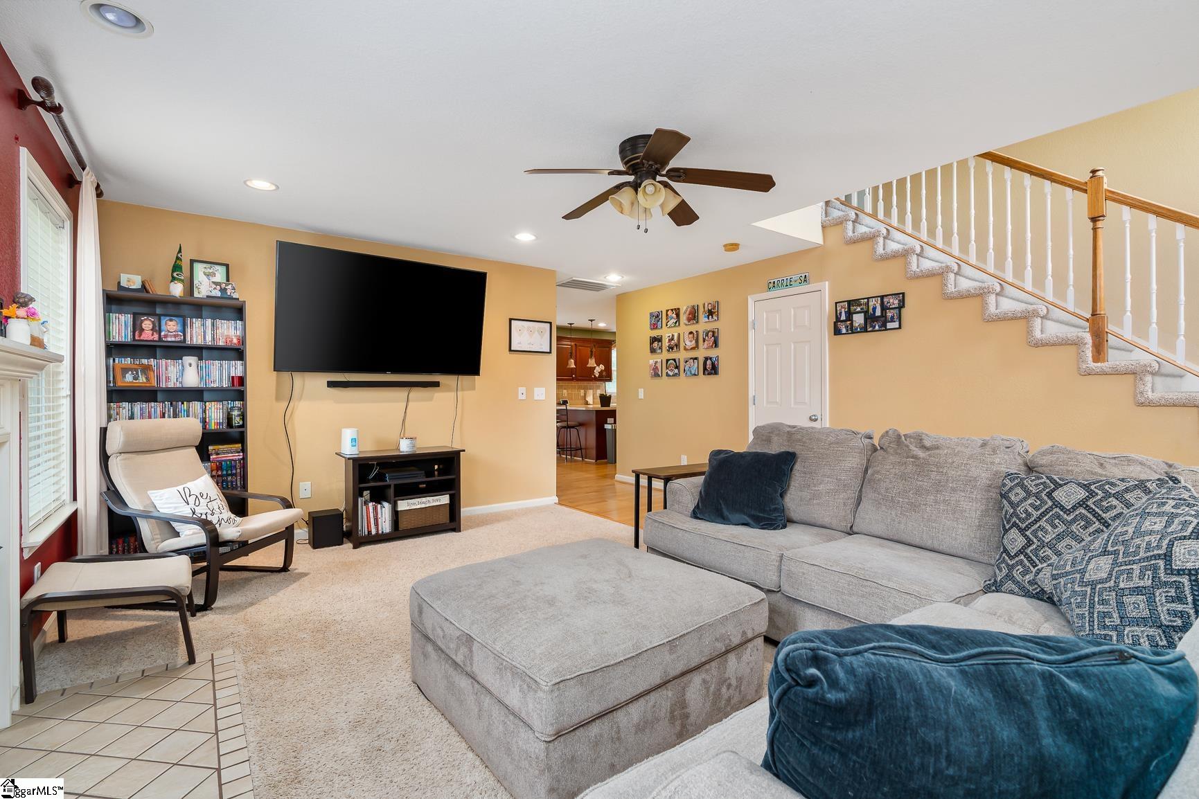 205 Gold Thread Way Taylors, SC 29687 - Photo 6 of 30