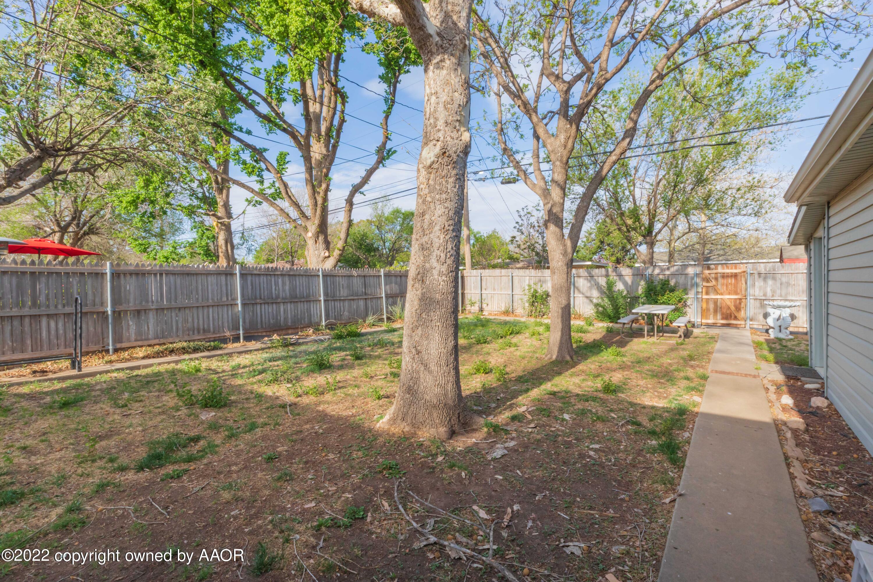 3500 Lynette Drive Amarillo, TX 79109 - Photo 38 of 40 BACKYARD VIEW 1