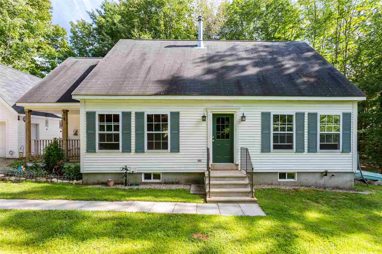 39 Penn Air Road Wolfeboro, NH 03894 - Photo 4 of 37 Gallery Image 4