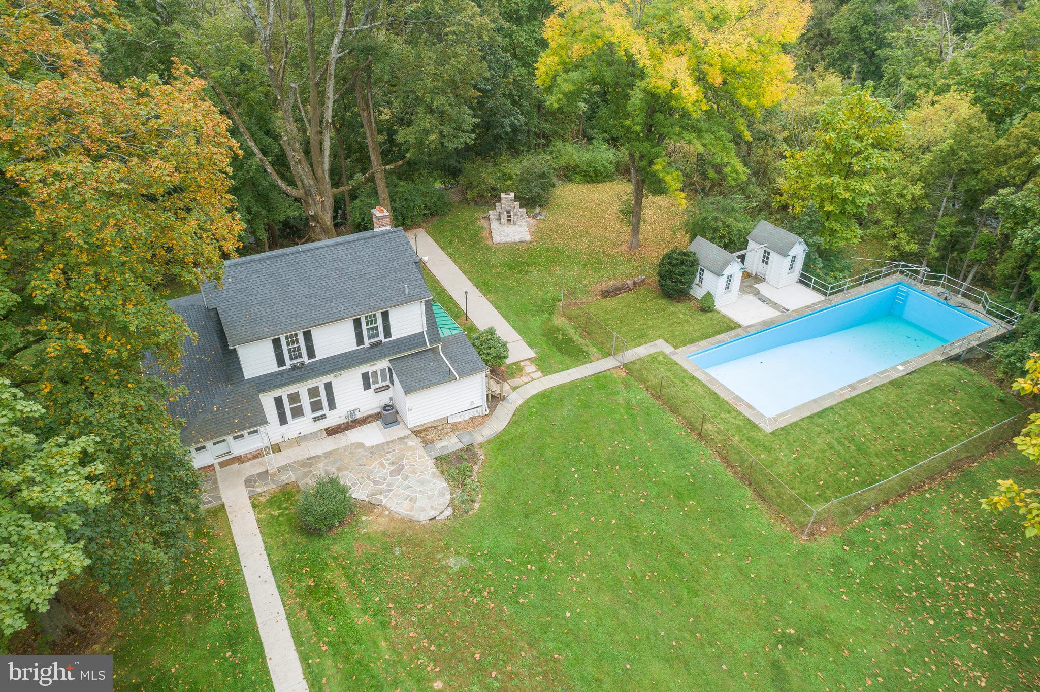 3228 Eisenbrown Road Reading, PA 19605 - Photo 2 of 30