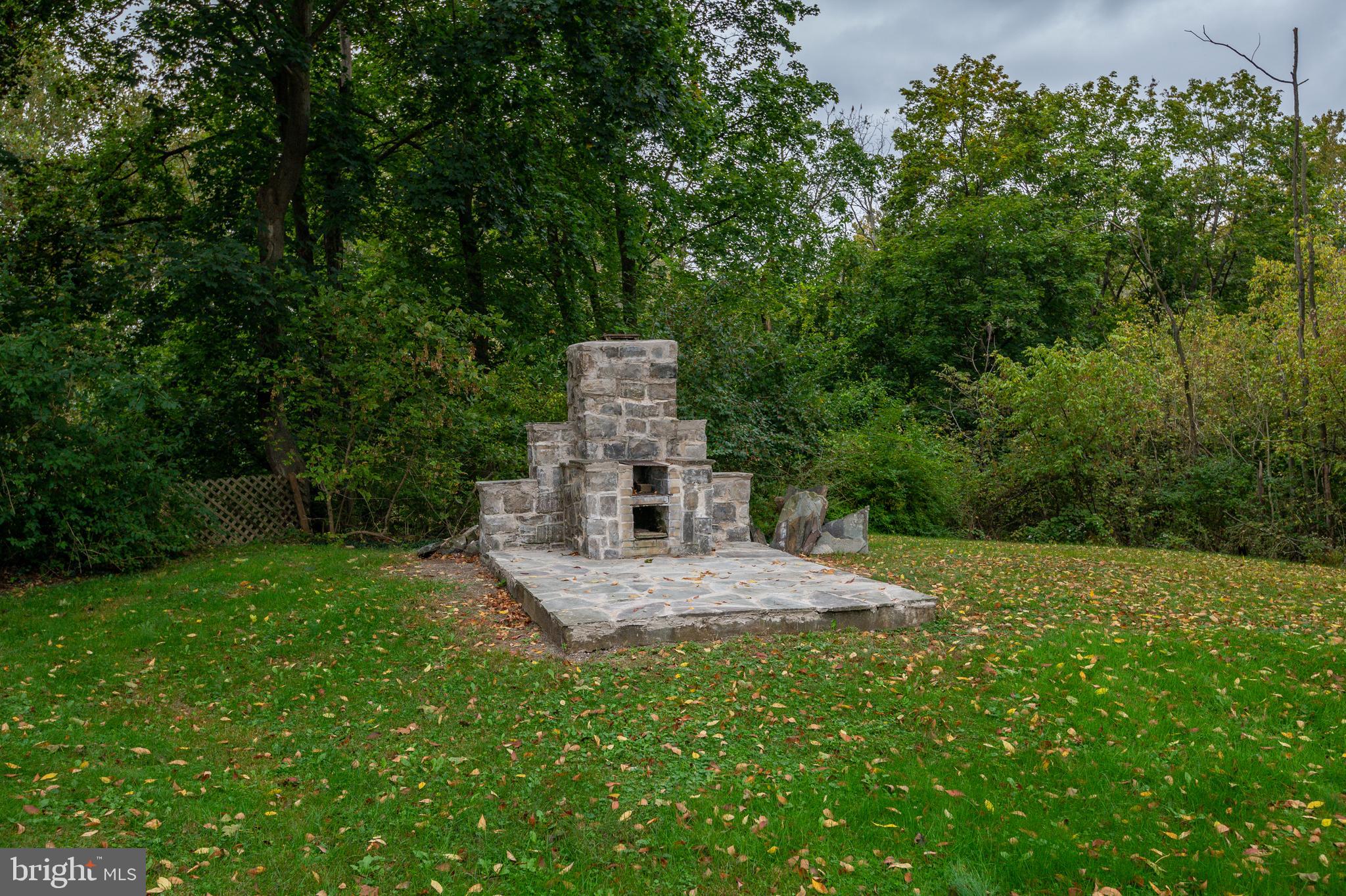 3228 Eisenbrown Road Reading, PA 19605 - Photo 27 of 30