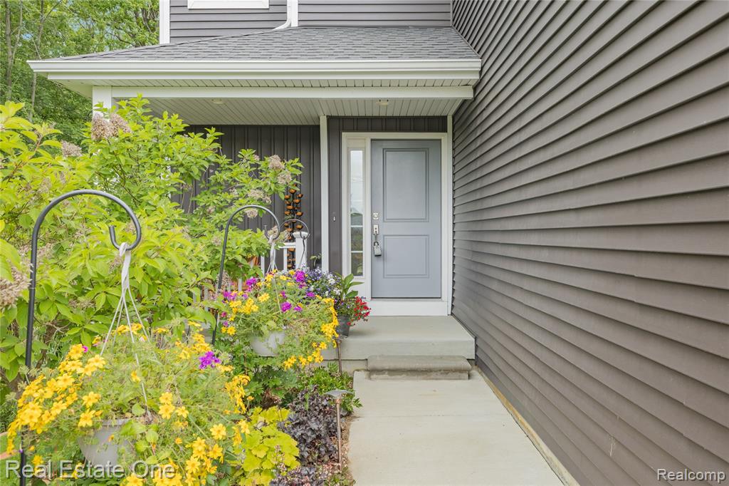 3259 Rush Lake Road Pinckney, MI 48169 - Photo 5 of 49