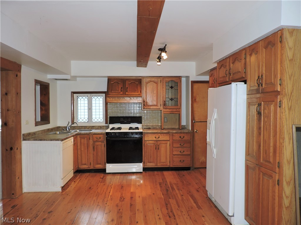 24208 Bruce Road Bay Village, OH 44140 - Photo 30 of 32
