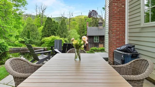 a view of outdoor space patio and barbeque oven