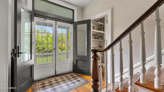 a view of an entryway