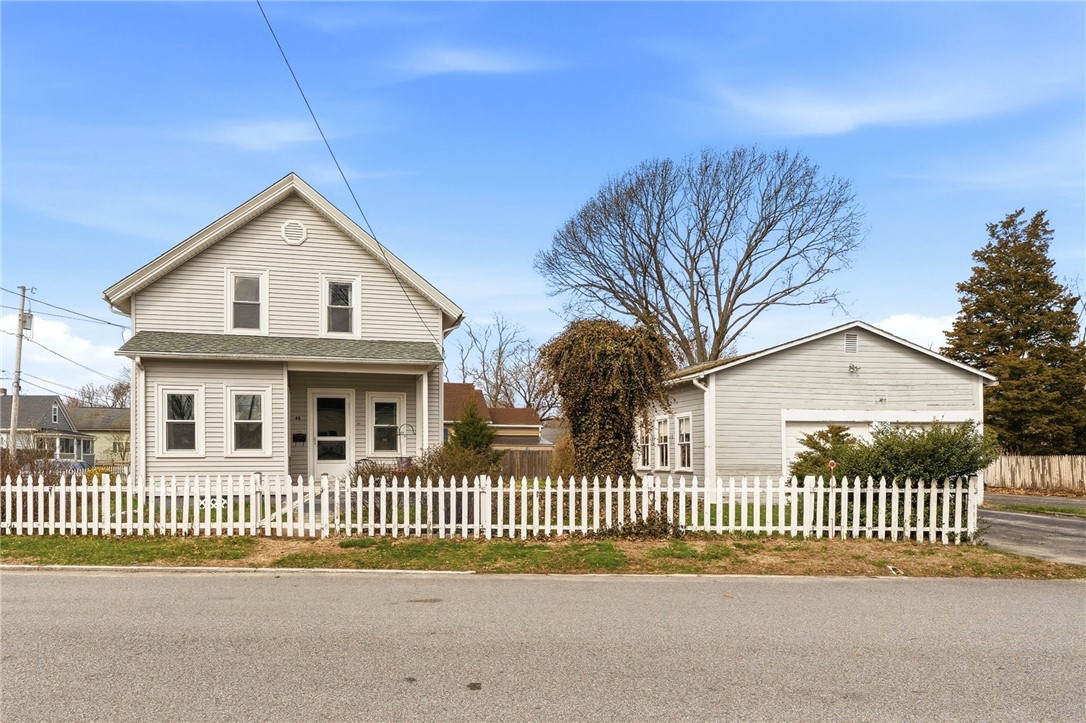 48 Read Street East Providence, RI 02915 - Photo 1 of 33