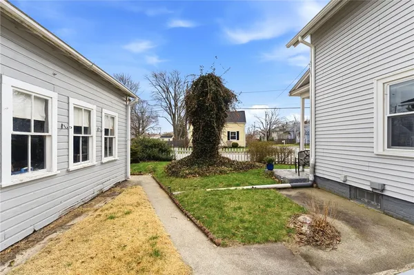 $342,500 | 48 Read Street, East Providence, RI 02915