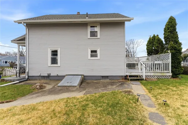 $342,500 | 48 Read Street, East Providence, RI 02915