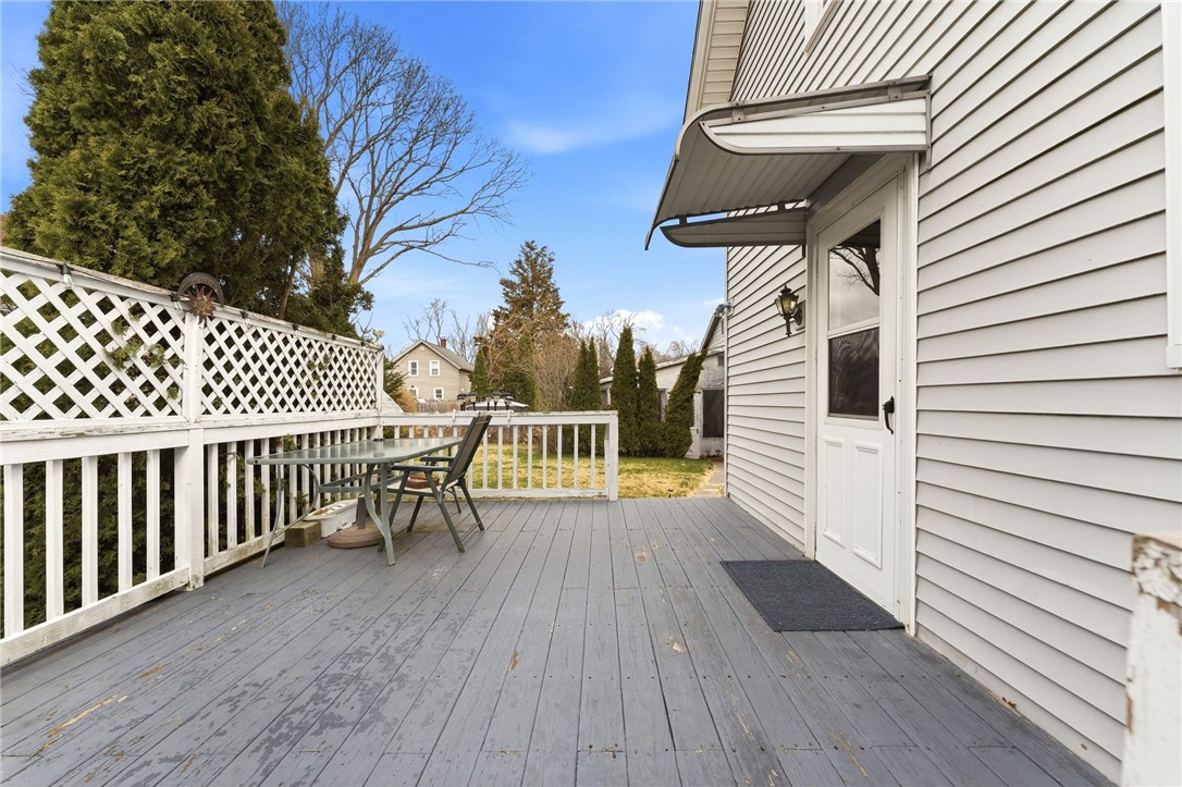 48 Read Street East Providence, RI 02915 - Photo 7 of 33