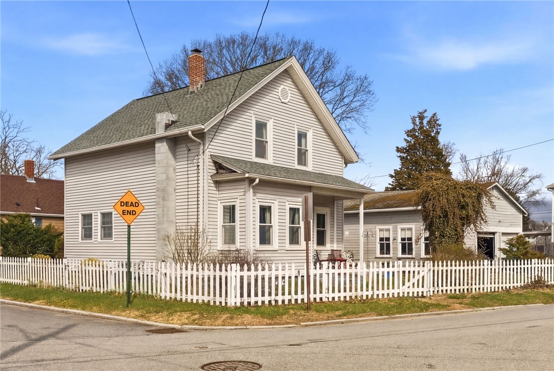 48 Read Street East Providence, RI 02915 - Photo 8 of 33