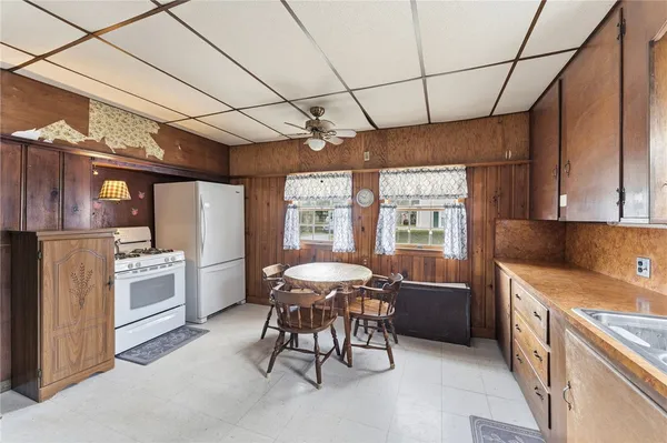 $342,500 | 48 Read Street, East Providence, RI 02915