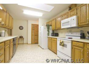 51 Timber Ridge Trail Brevard, NC 28712 - Photo 4 of 10 Gallery Image 4
