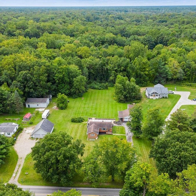 17880 Savage Road Belleville, MI 48111 - Photo 20 of 50 Photo 21