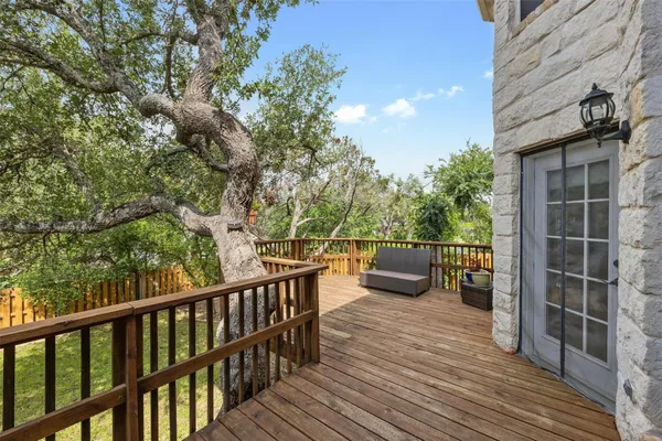 $5,000 | 10700 Hastings Lane, Austin, TX 78750