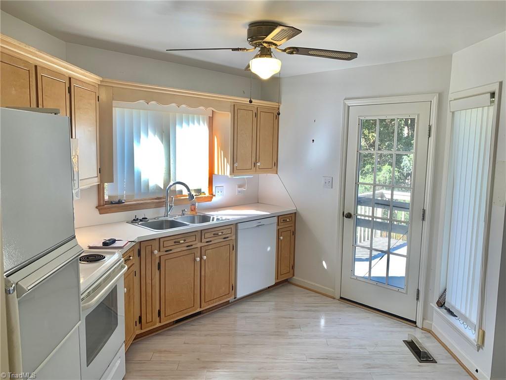 334 Pine Road Eden, NC 27288 - Photo 8 of 32 Gallery Image 8