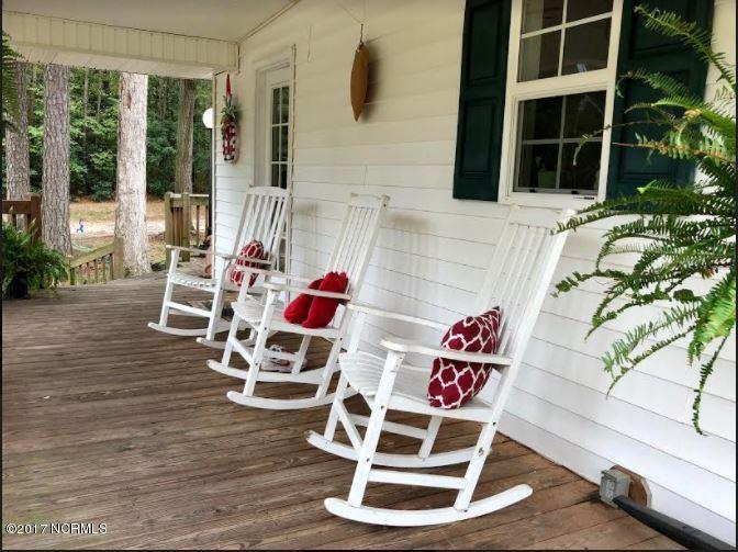 5230 Reedsford Road Clinton, NC 28328 - Photo 7 of 20 side porch 2