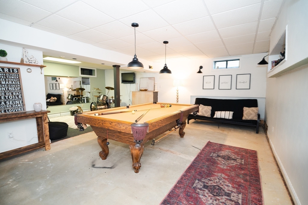 90 Braley Road East Freetown, MA 02717 - Photo 31 of 39 Gallery Image 31