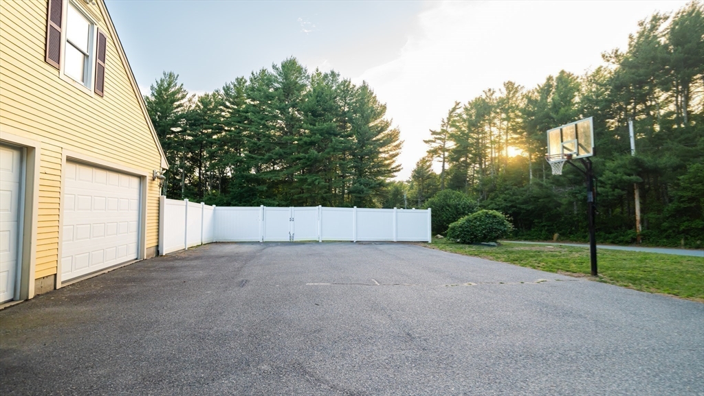 90 Braley Road East Freetown, MA 02717 - Photo 39 of 39 Gallery Image 39