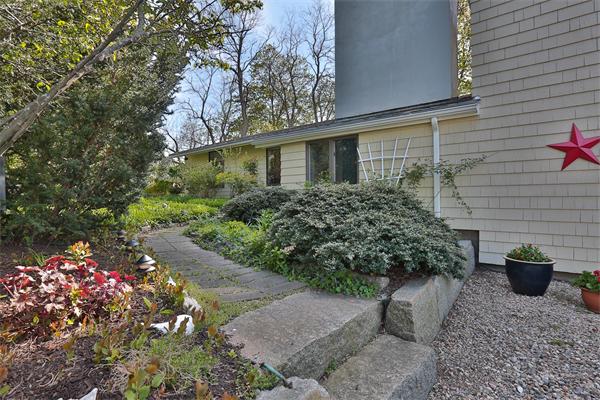2 Ships Bell Road Gloucester, MA 01930 - Photo 8 of 30 Gallery Image 8