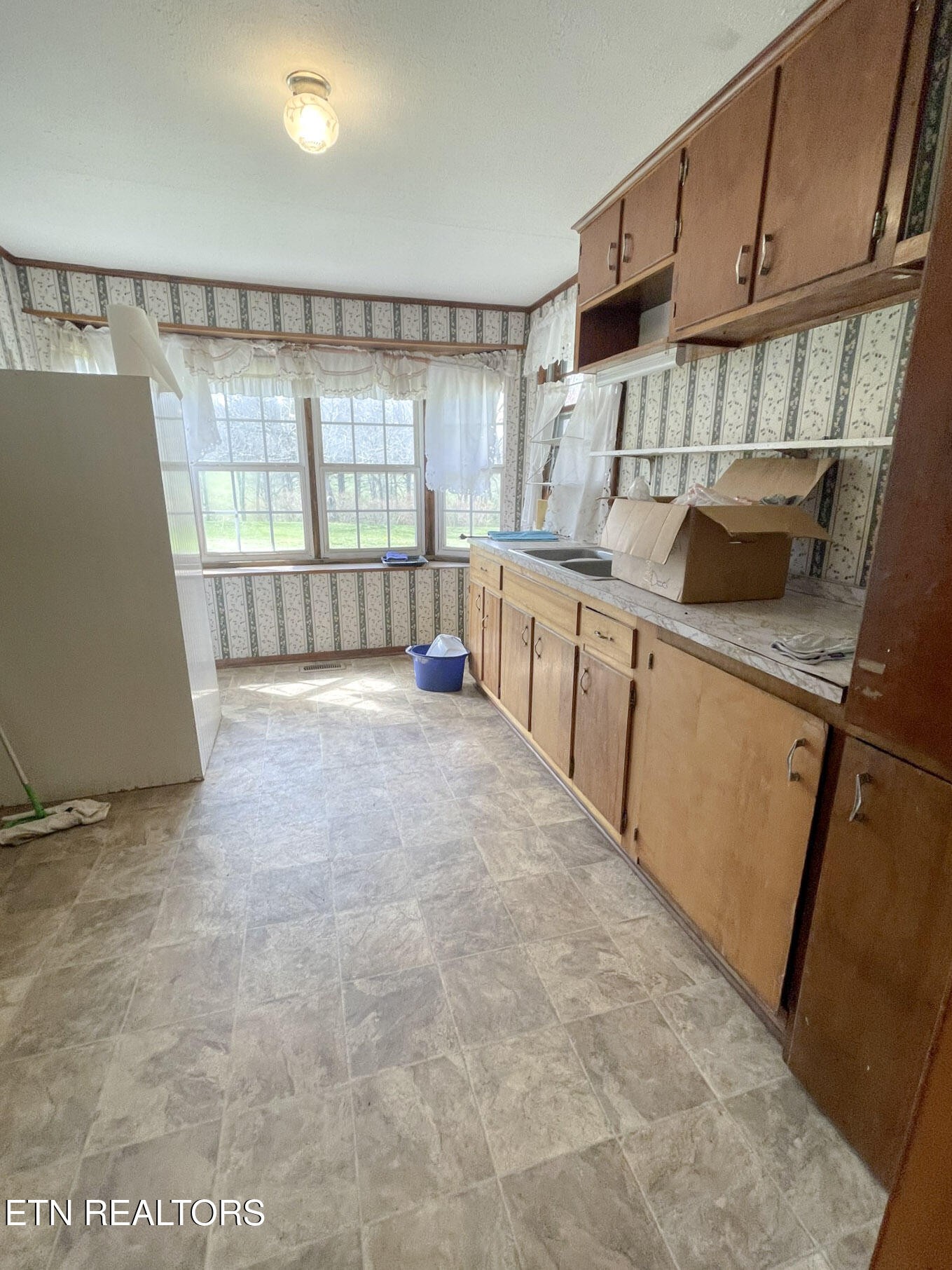 986 Old Mail Road Crossville, TN 38555 - Photo 12 of 29 Gallery Image 12