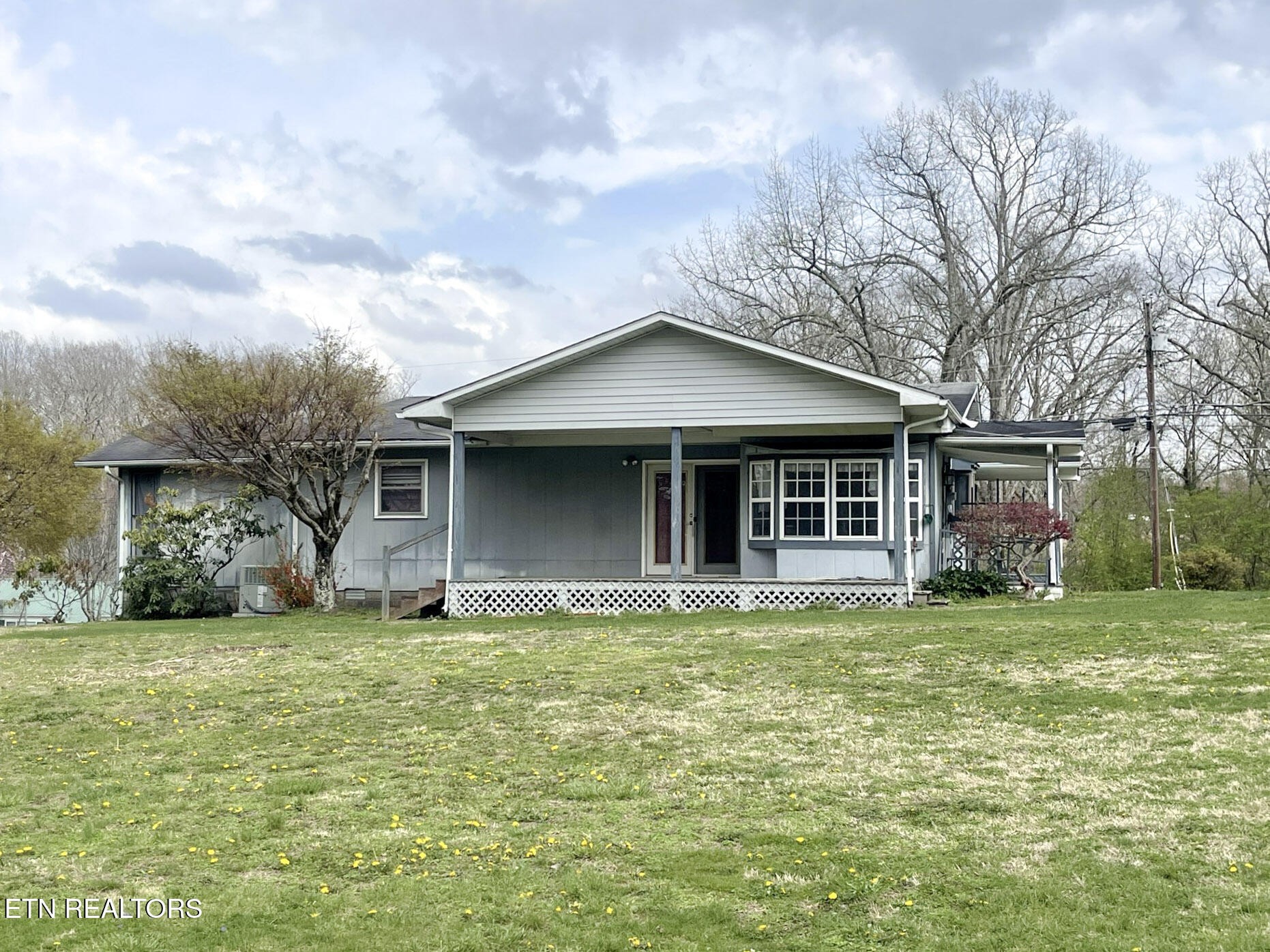 986 Old Mail Road Crossville, TN 38555 - Photo 3 of 29 Gallery Image 3