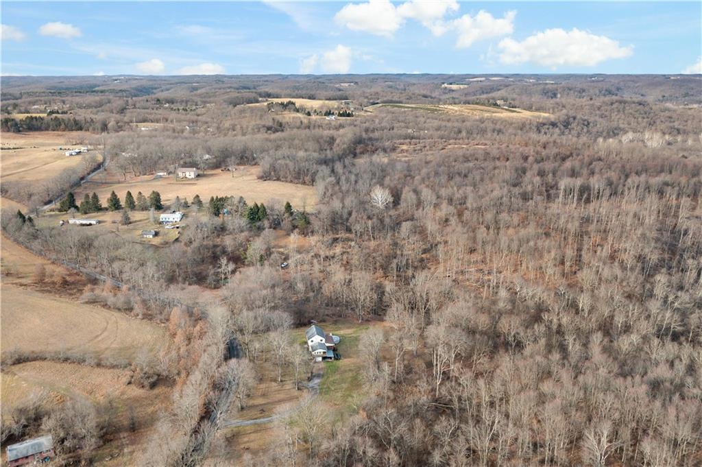 235 Murdocksville Road Clinton, PA 15026 - Photo 25 of 33