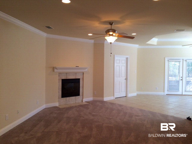 121 Mark Twain Loop Foley, AL 36535 - Photo 3 of 40 Living Room