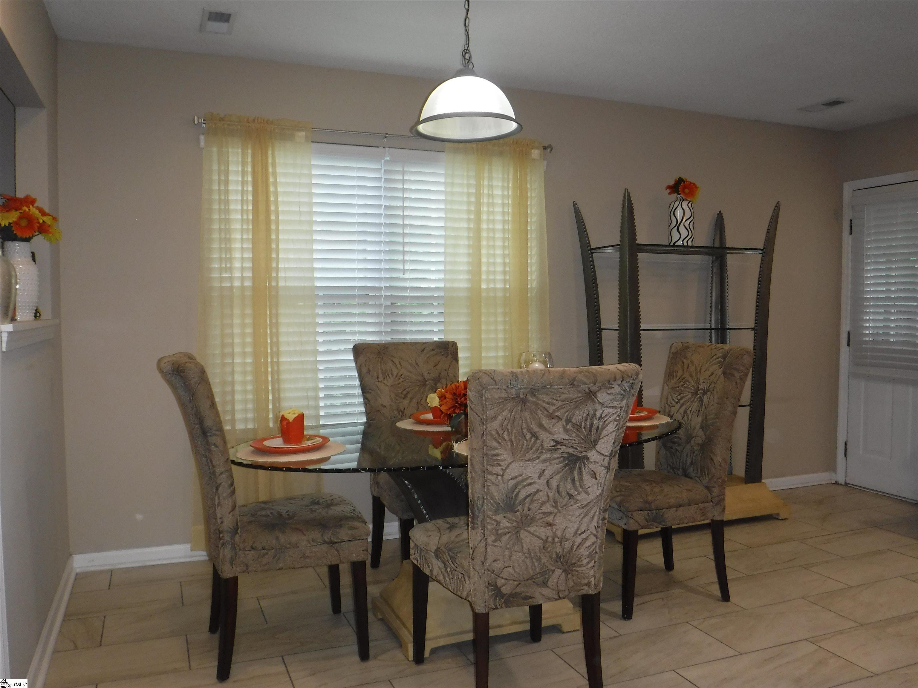 123 Gower Road Spartanburg, SC 29303 - Photo 11 of 28 Gallery Image 11