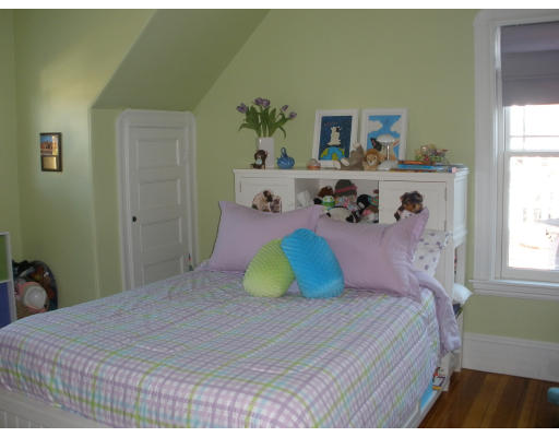 153 Elmwood Road Swampscott, MA 01907 - Photo 3 of 9 Gallery Image 3