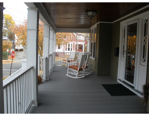 153 Elmwood Road Swampscott, MA 01907 - Photo 6 of 9 Gallery Image 6