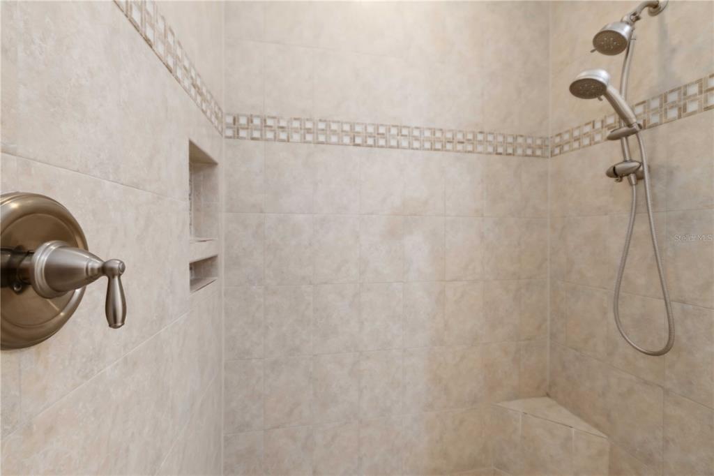 1264 Riverscape Street, Unit B Bradenton, FL 34208 - Photo 19 of 35