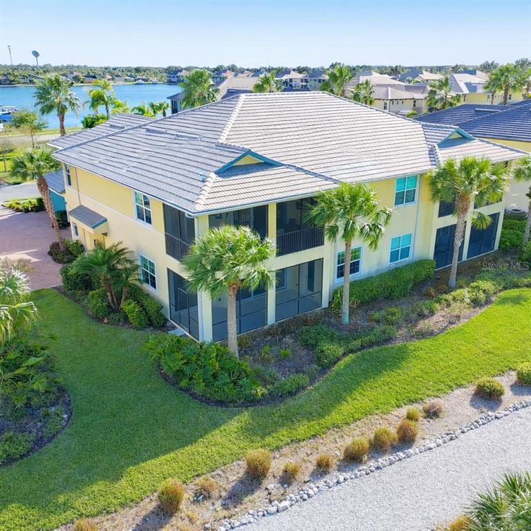 1264 Riverscape Street, Unit B Bradenton, FL 34208 - Photo 3 of 35