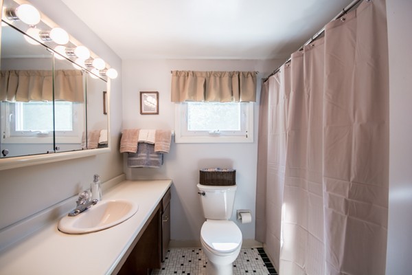 755 Almy Road Somerset, MA 02726 - Photo 13 of 30