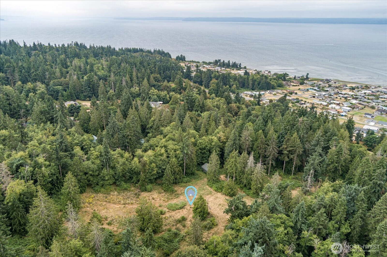 8175 Mossy Rock Road Clinton, WA 98236 - Photo 12 of 27 a view of a city with an ocean