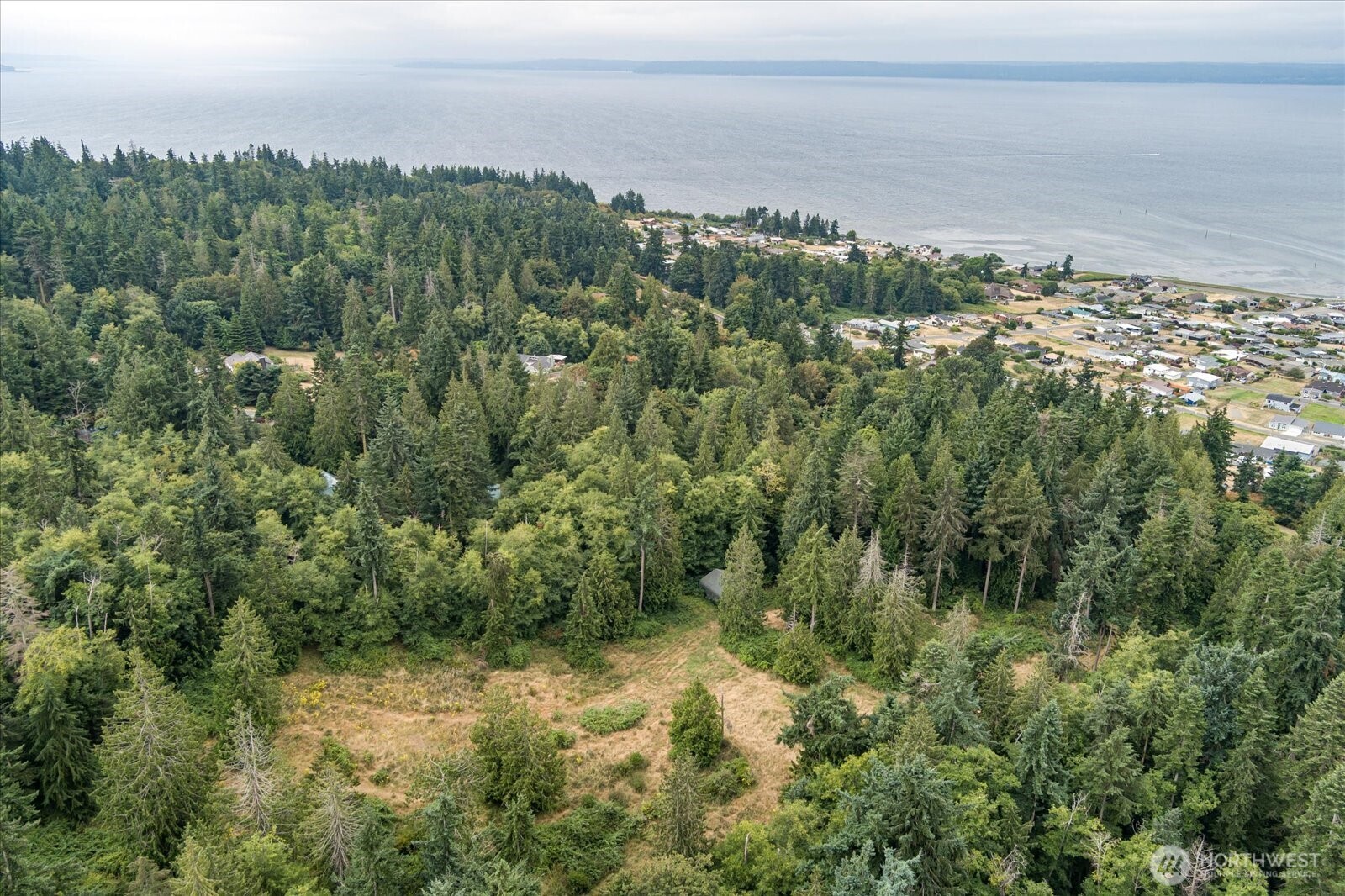 8175 Mossy Rock Road Clinton, WA 98236 - Photo 13 of 27 a view of a city with an ocean