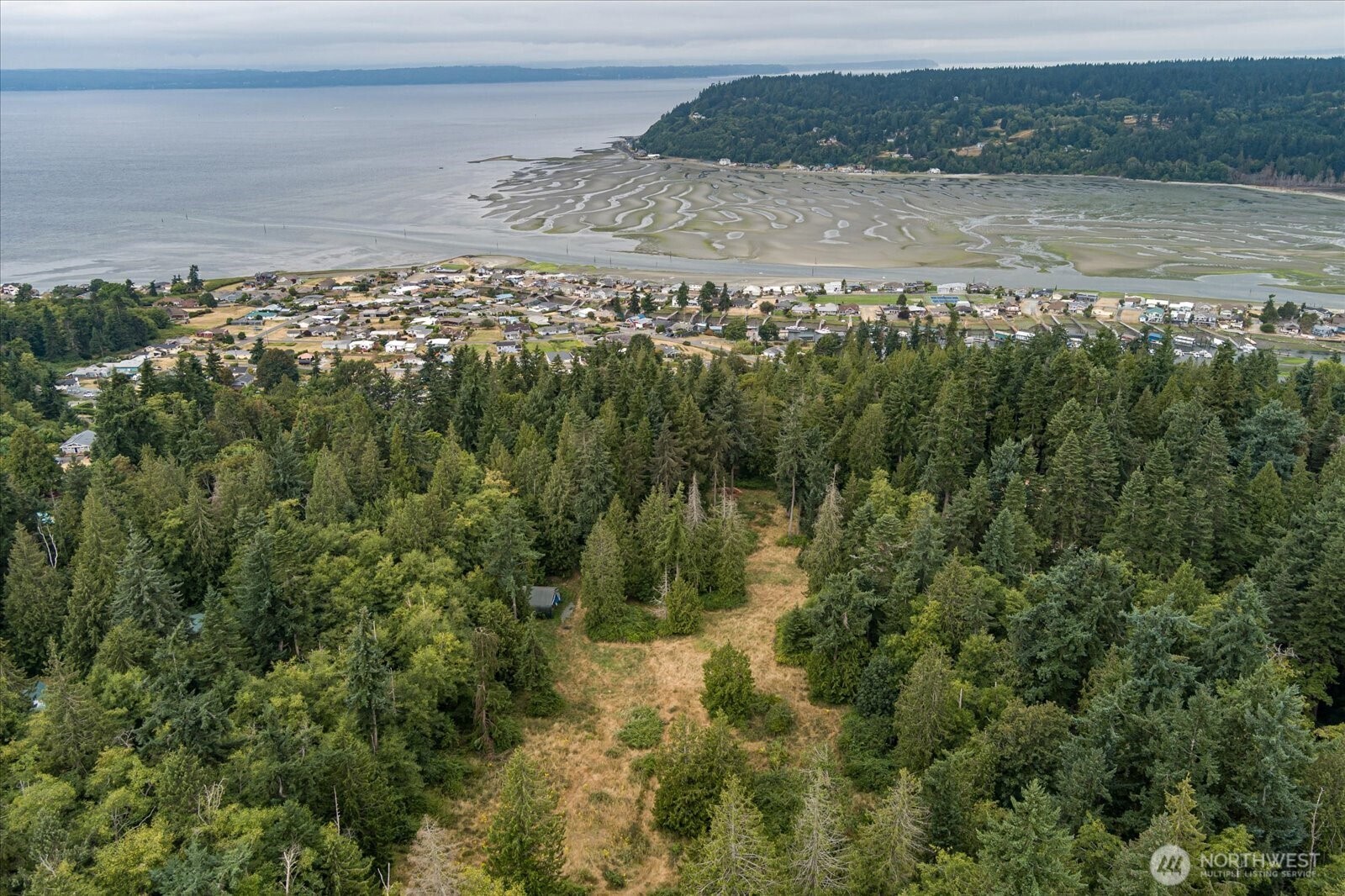 8175 Mossy Rock Road Clinton, WA 98236 - Photo 10 of 27