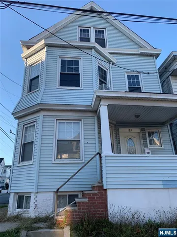 $2,400 | 183 North 7th Street, Paterson, NJ 07522