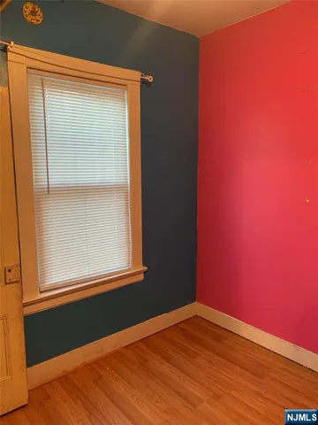 $2,400 | 183 North 7th Street, Paterson, NJ 07522