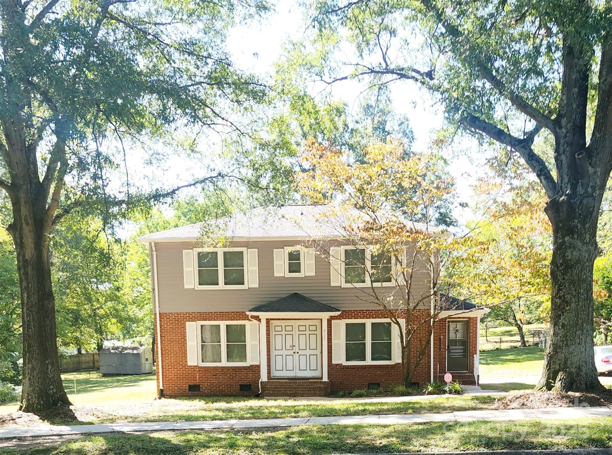 3111 Sandy Porter Road Charlotte, NC 28273 - Photo 2 of 26 Gallery Image 2