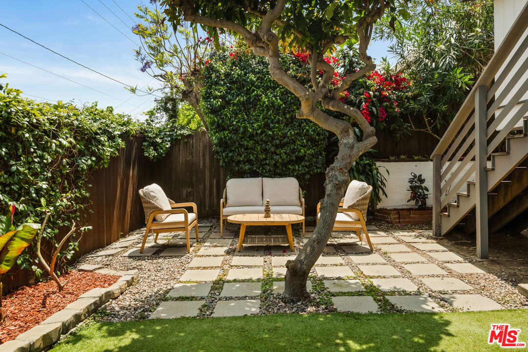 7406 Earldom Avenue Playa del Rey, CA 90293 - Photo 52 of 61 Gallery Image 52