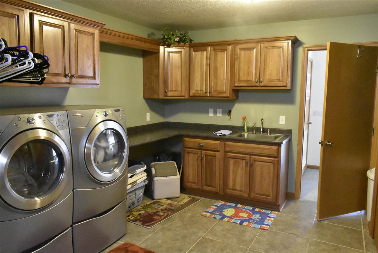 4724 Butler Road Fort Wayne, IN 46808 - Photo 10 of 33