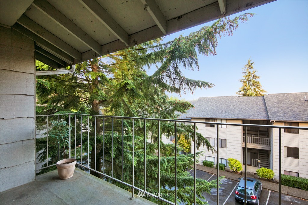 12223 Bel-Red Road, Unit D306 Bellevue, WA 98005 - Photo 13 of 14 Gallery Image 13