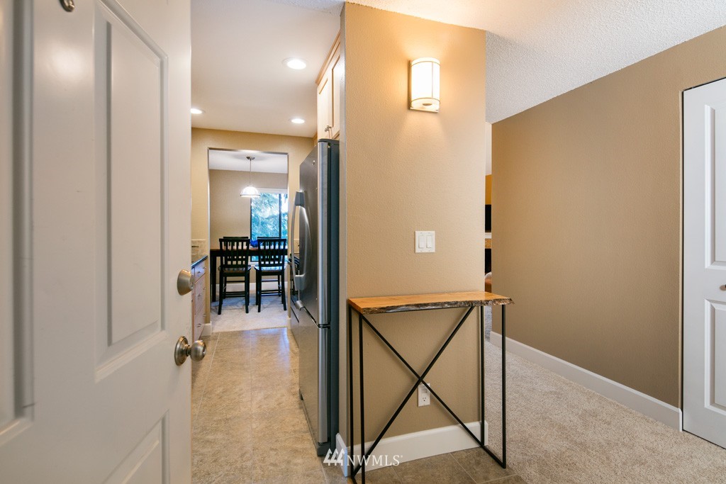 12223 Bel-Red Road, Unit D306 Bellevue, WA 98005 - Photo 3 of 14 Gallery Image 3
