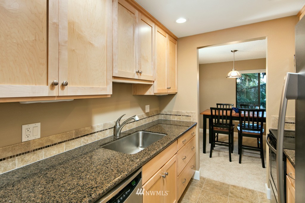 12223 Bel-Red Road, Unit D306 Bellevue, WA 98005 - Photo 5 of 14 Gallery Image 5